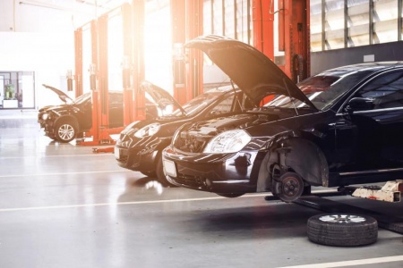 Réparation de bosses sur votre voiture, quelles solutions choisir et pourquoi